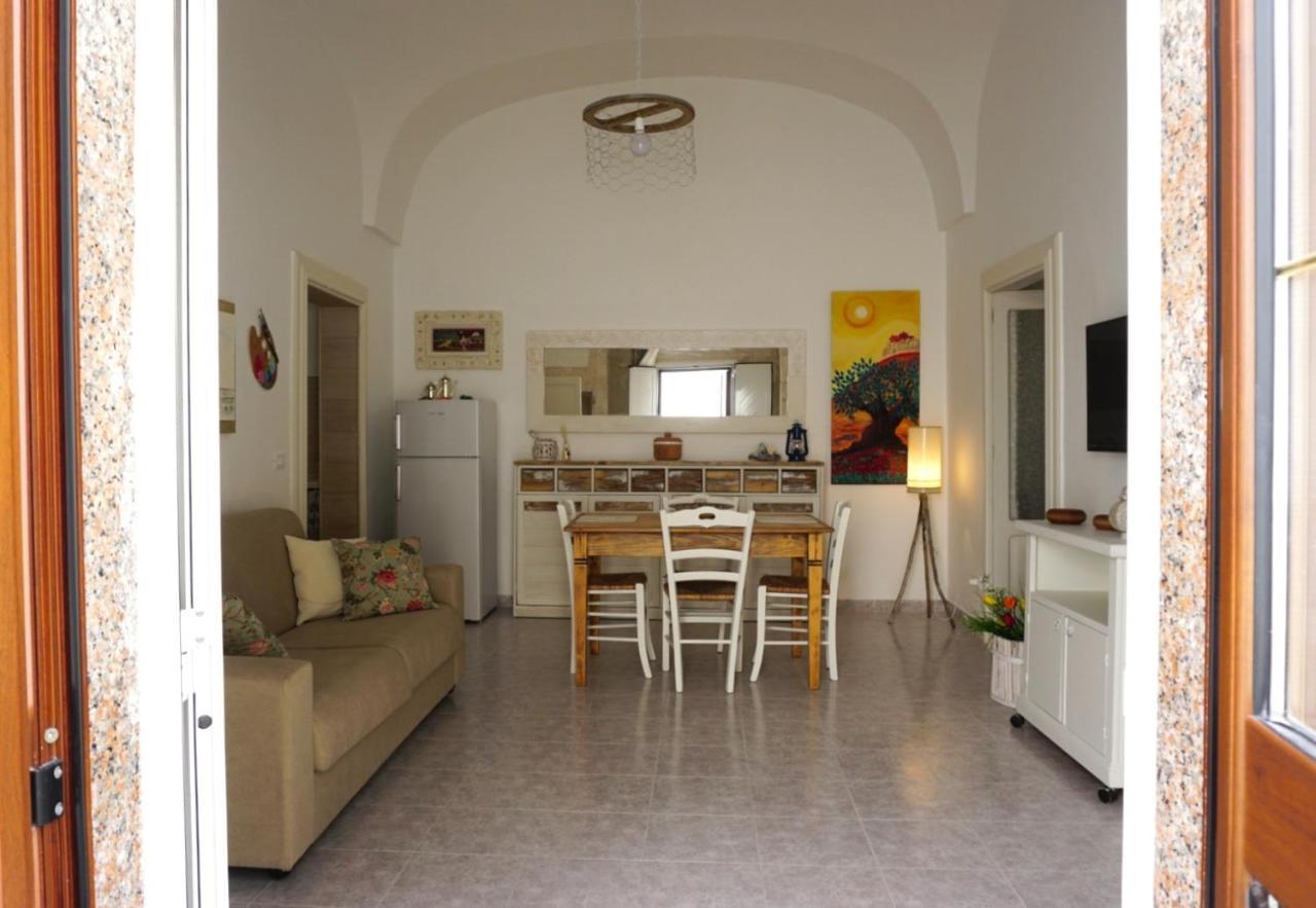Colori D'Artista Apartment ออสตูนี ภายนอก รูปภาพ